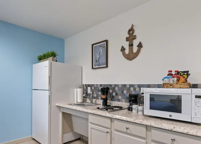 Extended Stay Gun Barrel City